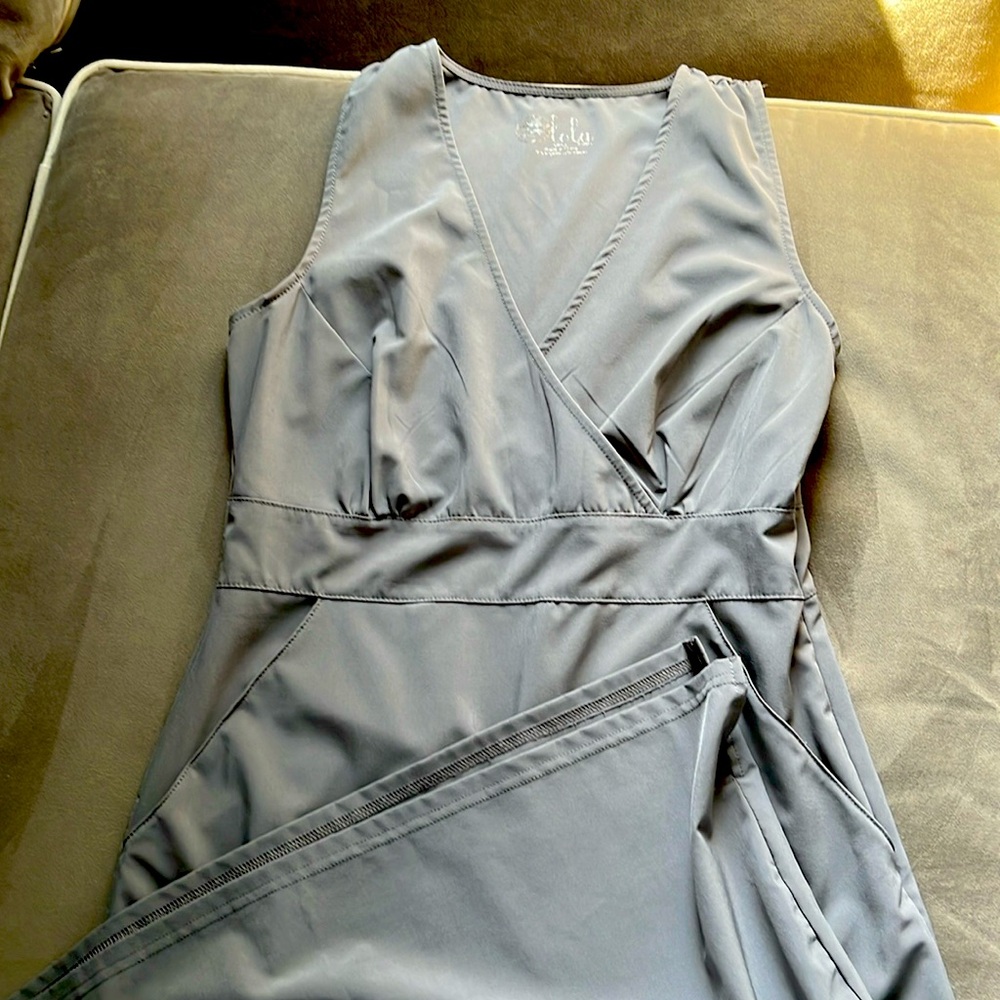 Lola grey athletic dress b neck side zipper 2 front pockets 2 side slits